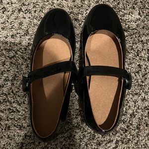 Elegant Black Mary Jane Patent Leather adjustable strap